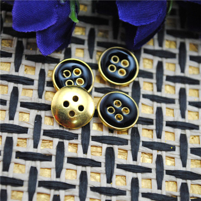 時尚女式襯衫紐扣 設(shè)計、生產(chǎn)與選購指南